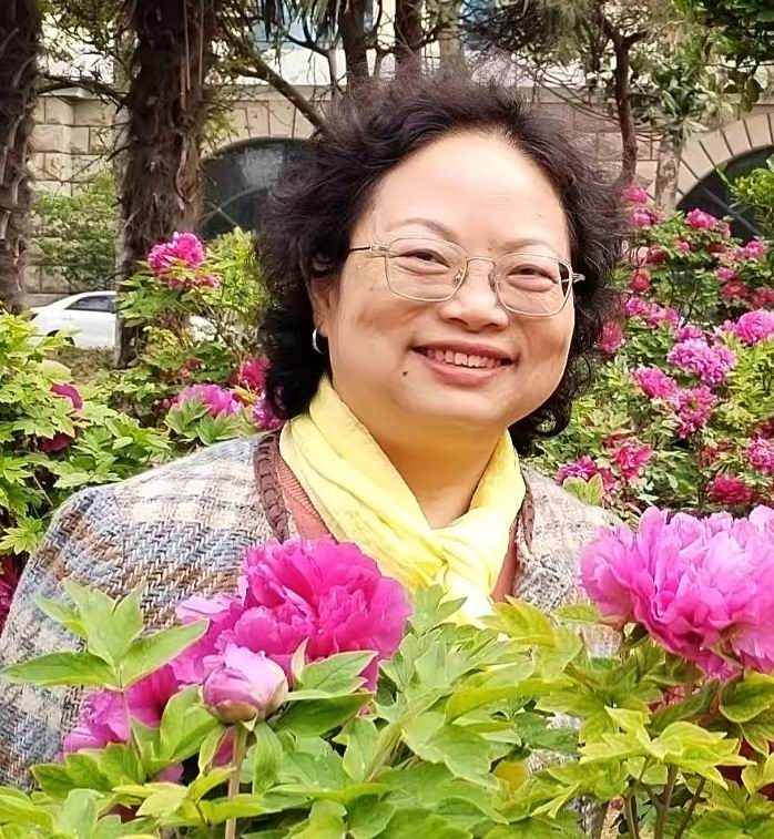 王琳丽   国家二级